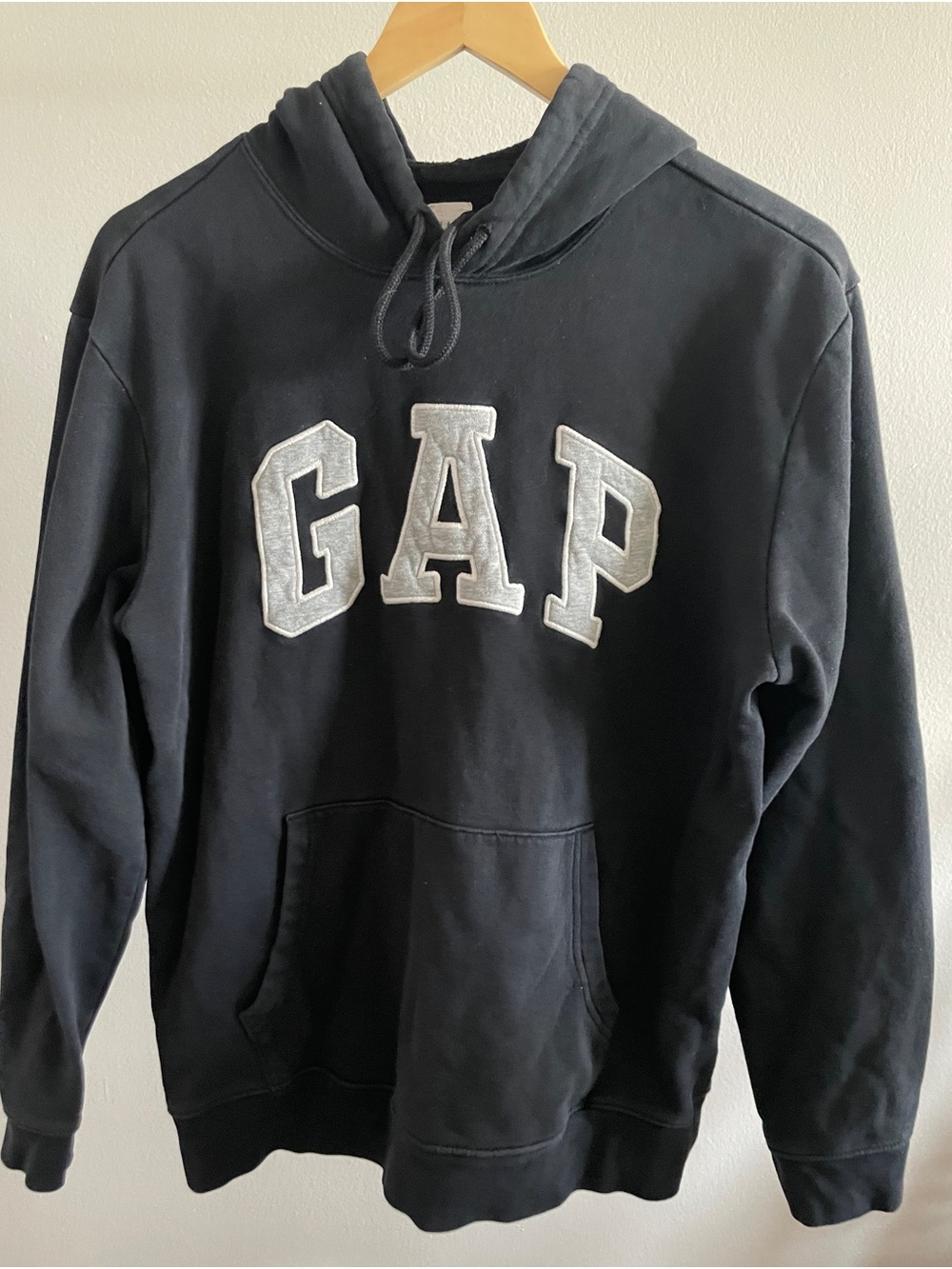 GAP Black Hoodie Raised White Logo Womens Small Petite Pullover Streetwear